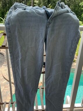 American Eagle Light Wash 100% Cotton Jeans